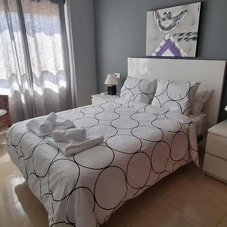 Luna De Apartment
